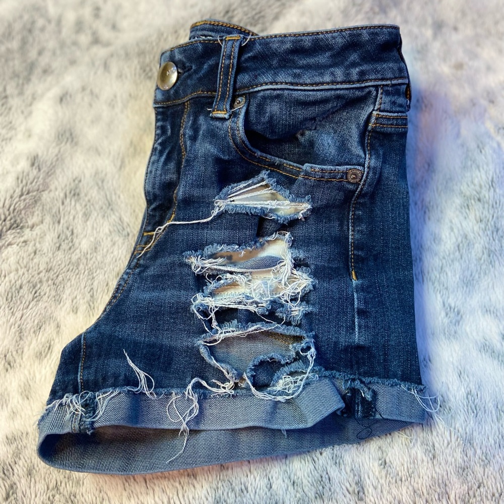 American eagle ripped shorts